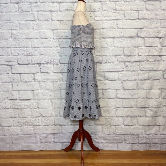 BCBGeneration Plaid Smocked Cropped Tank Top - Picture 7 of 9